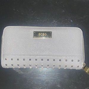 BCBG Paris wallet
